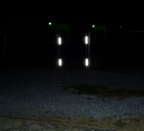 Gate post reflectors 